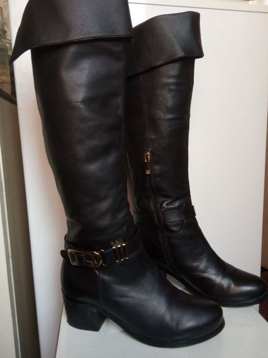 Продам высокие сапоги