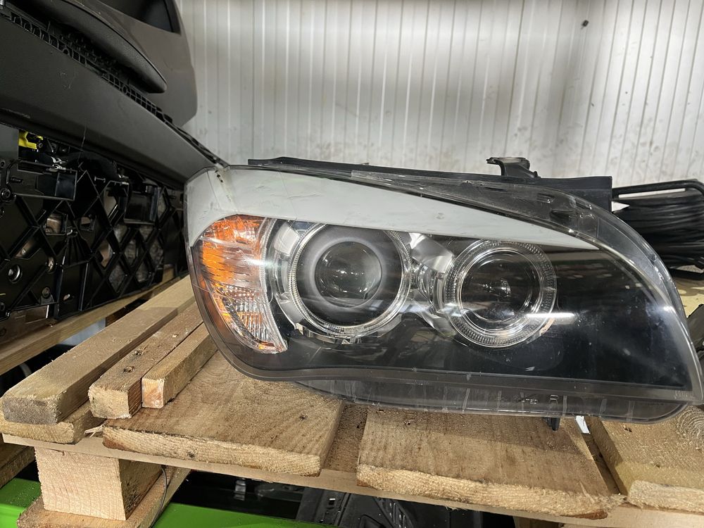 Фарове бмв х1 е84 ксенон ( farove bmw x1 e84 xenon )