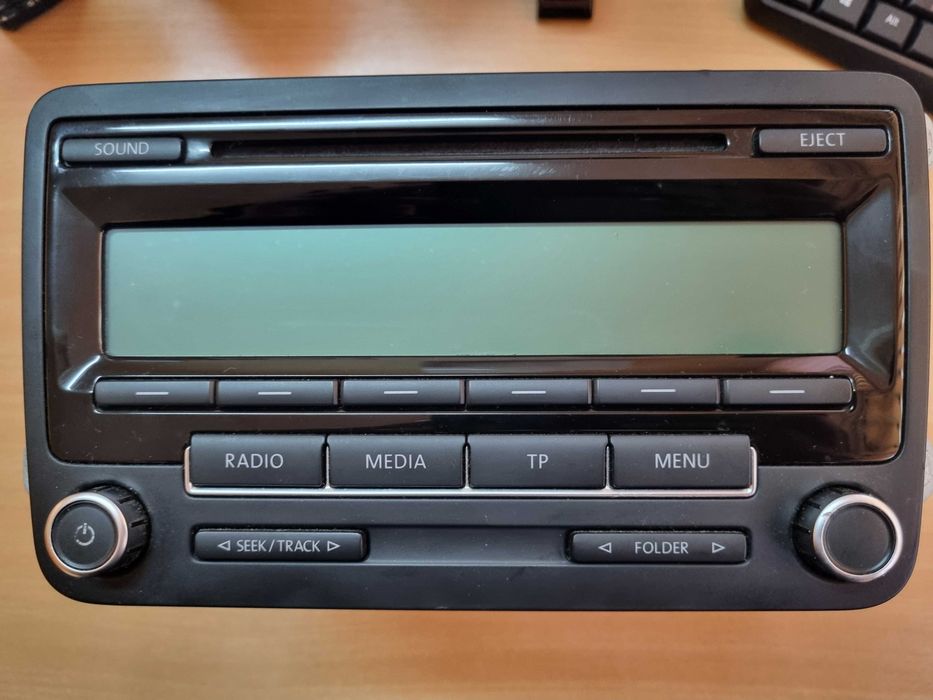 CD с радио за VW Touran.