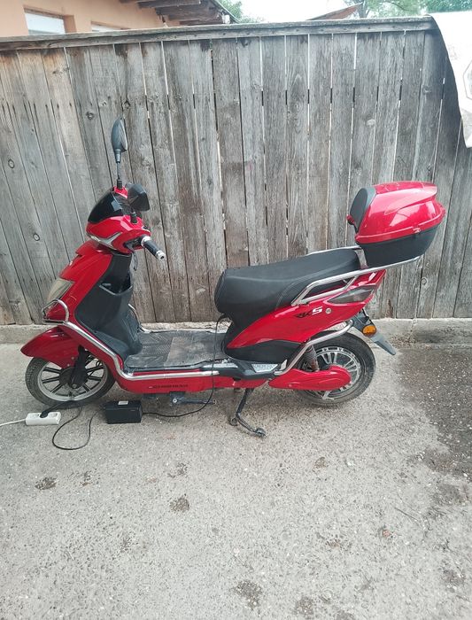 Vând scuter electric fara permis ECO RIDER MX PLUS preț 1700 lei