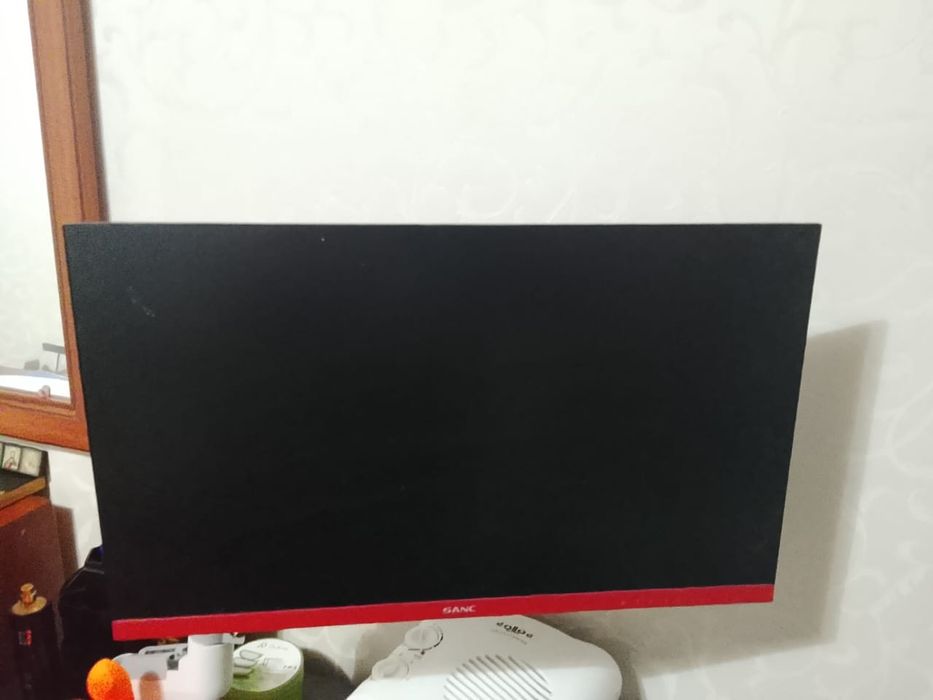 Продам монитор sanc 24  с кранштейном 165hz