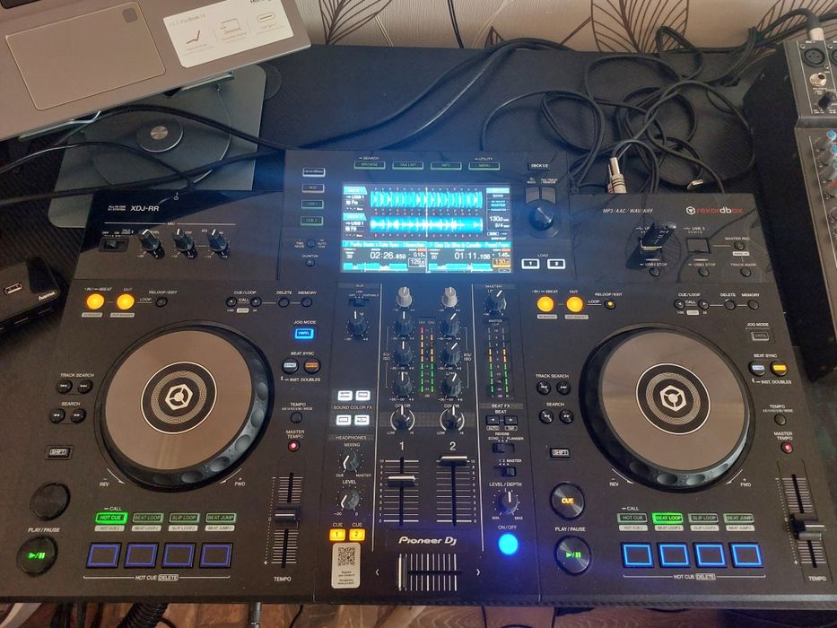 Consola dj XDJ-RR ca Nou
