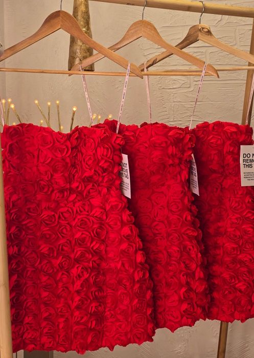 Червена официална 3D рокля Jaded rose