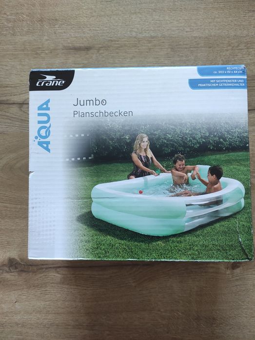 Vând piscina gonflabila