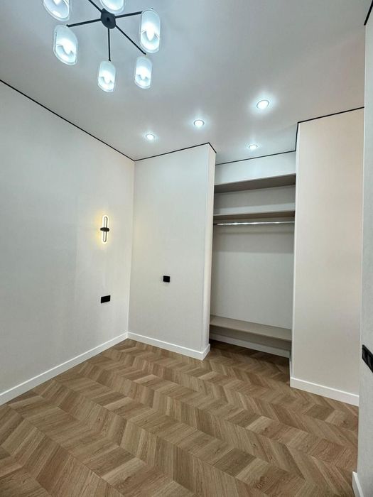 Изготовление и установка натяжных потолков