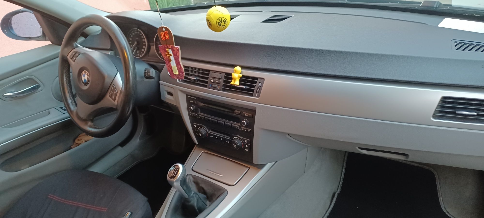 Vand BMW 320d varianta limousine