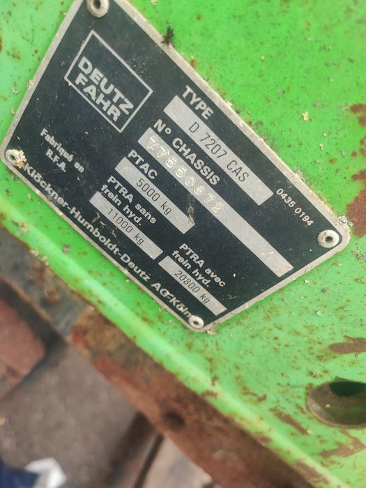 Dezmembrez tractor deutz 7207 motor cutie punte fata roti monobloc