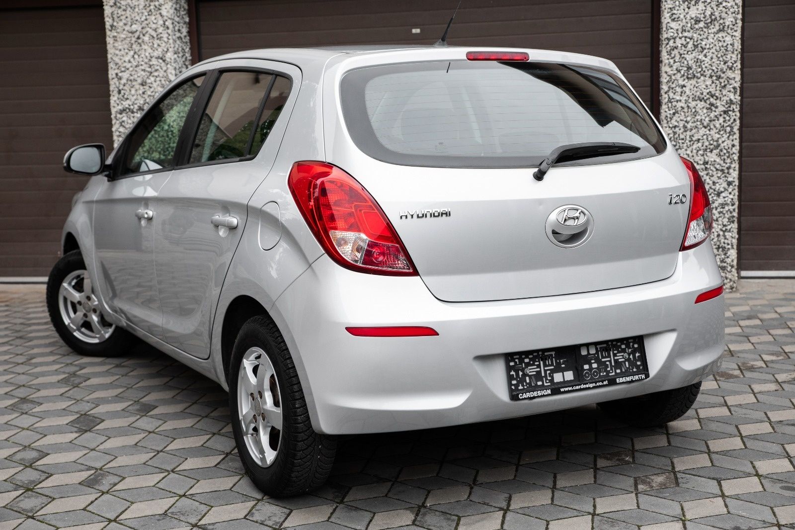 ~Hyundai i20~An 2013~1.4 Benzina~130000 Km~
Motorizare 1248 cm 4 Cilin