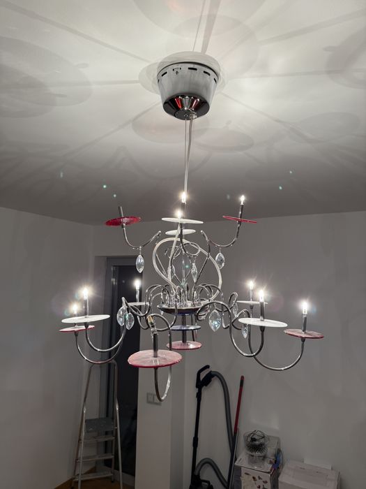 Lustra / lampadar model deosebit