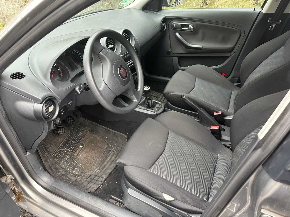 Vând Seat Ibiza, 2006.