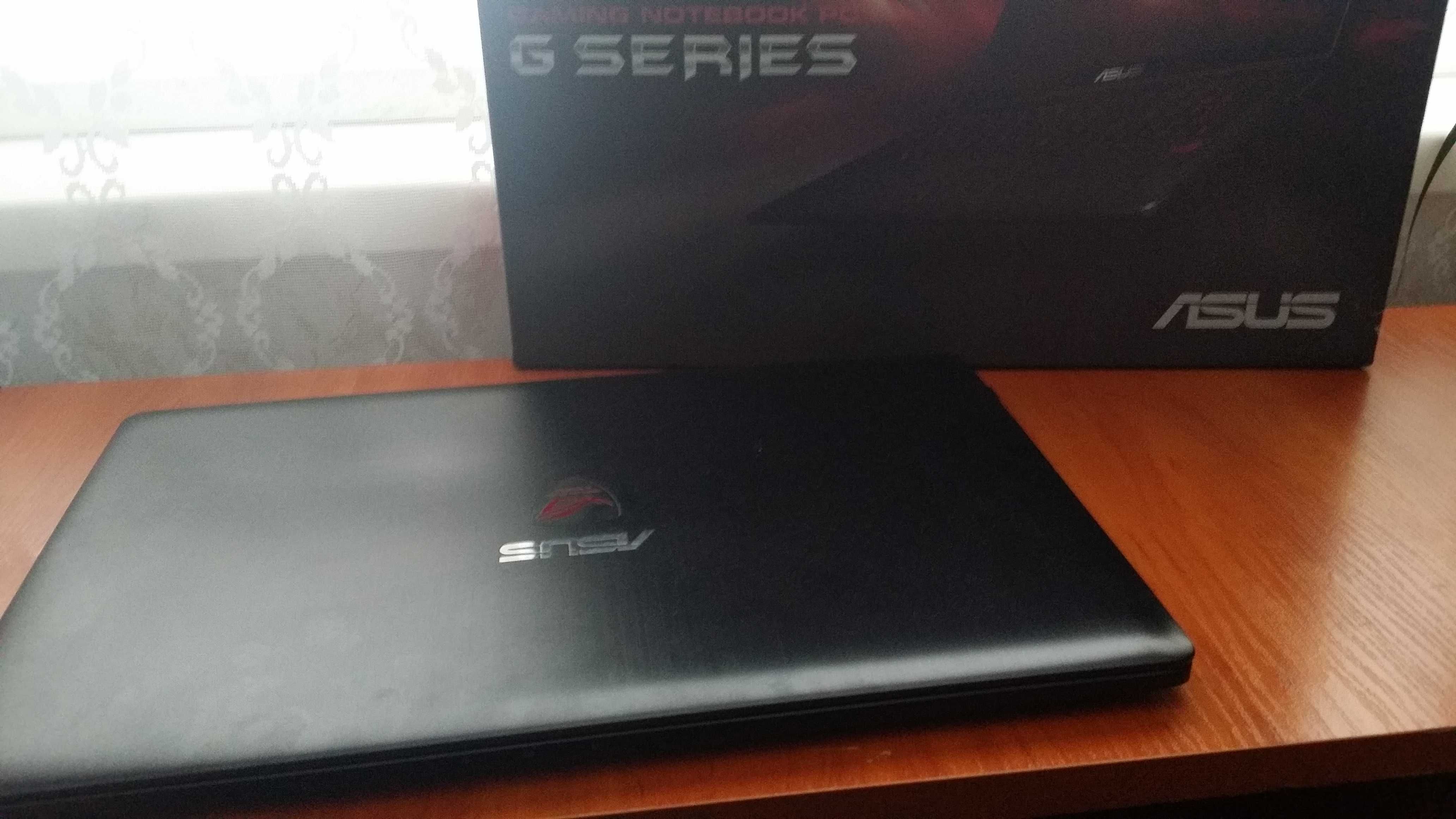 Лаптоп Asus G501