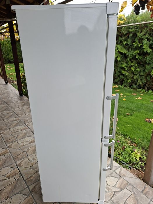 Хладилник с фризер LG