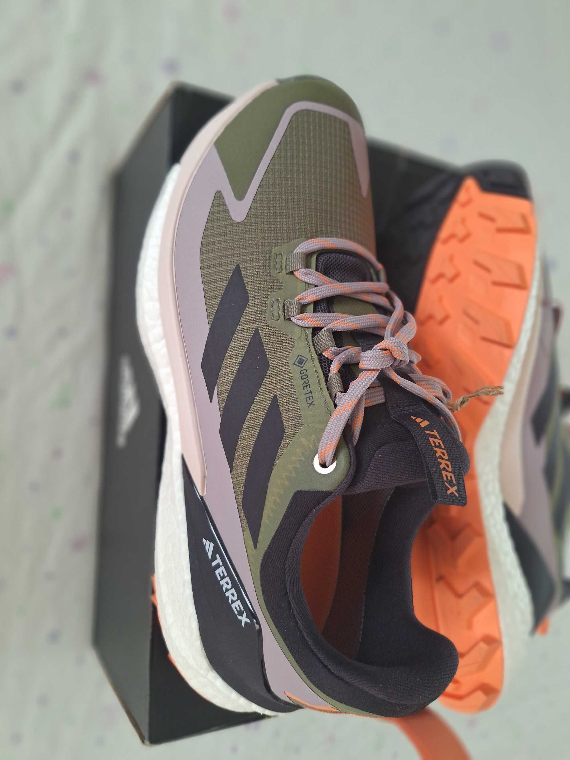 Мъжки  маратонки Adidas TERREX GORETEX,чисто нови..