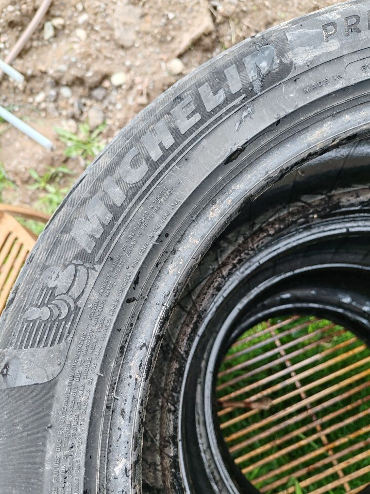 Продам резину Michelin R17