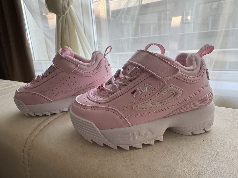 Спортни обувки Fila за момиче (като нови)