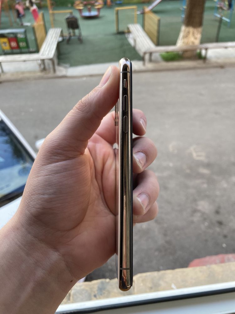 iPhone Xs srochna sotlad