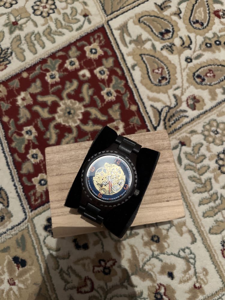 Подарочные мужские часы