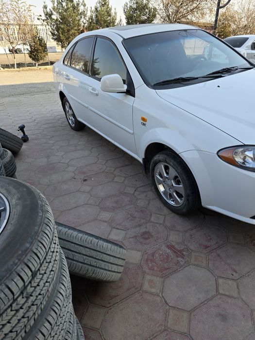 Жентра срочни сотилади 22 йил 55000 пробег автомат шумка килинганкилин