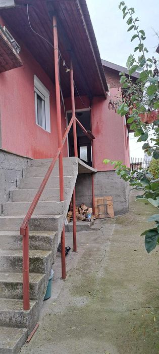 Casa de vanzare la Arcani , sat Campofeni