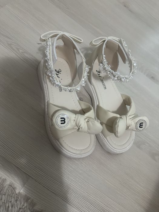 Vand sandale fete 32