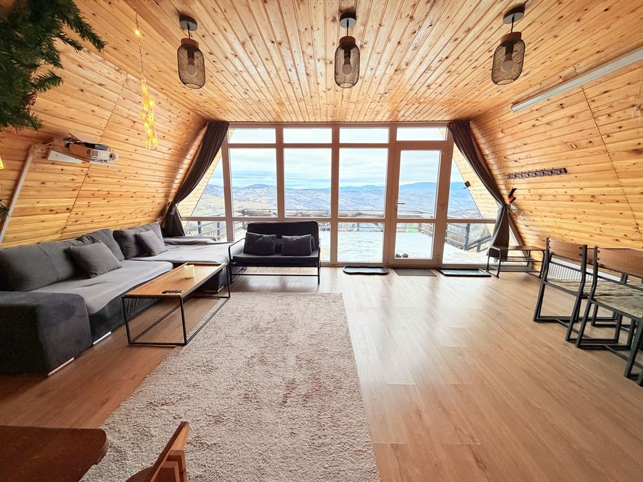 Cabana A frame ,minipiscina acoperita,acceptam vouchere vacanta