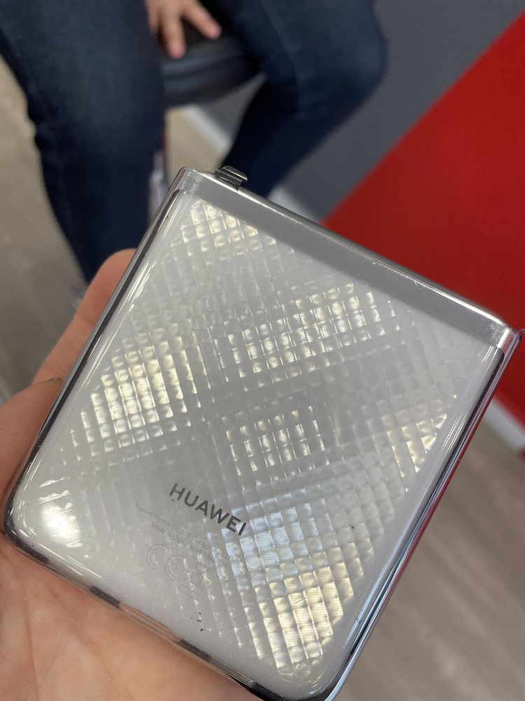 Huawei p50 pocket
