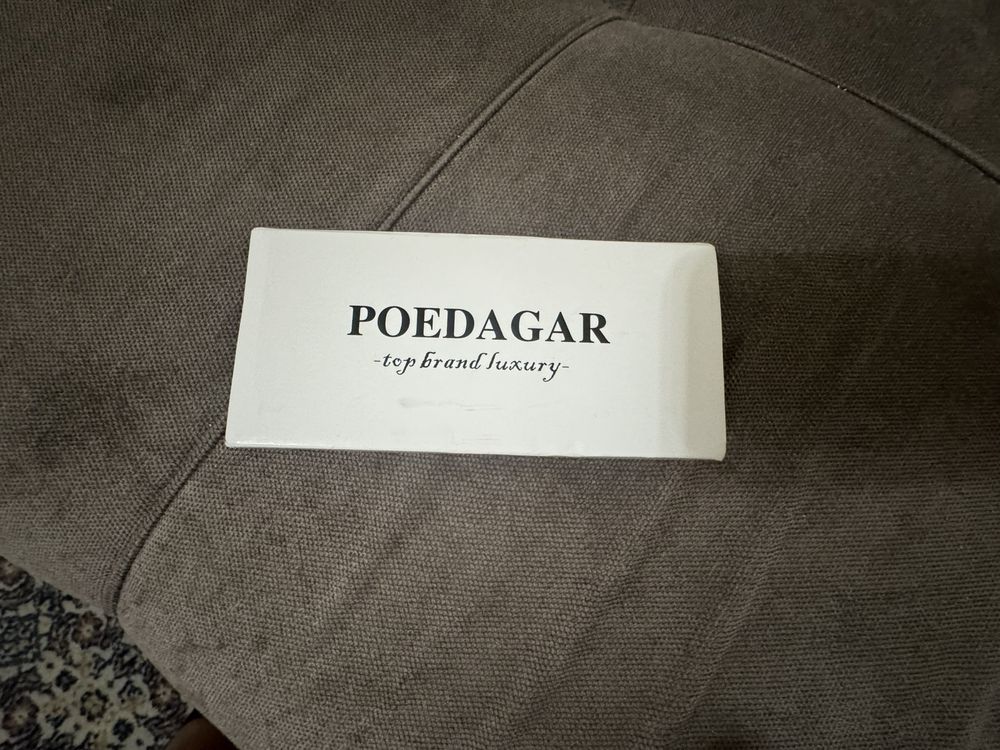 Часы от фирмы Poedagar