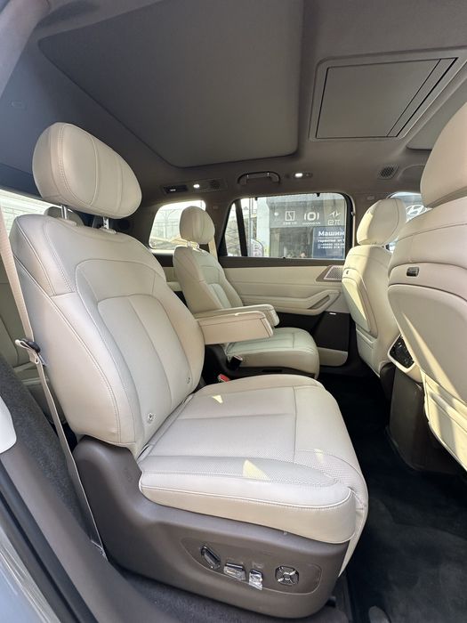 BYD Denza N8L (long) e3 , Flagship 2025 nalichiyada