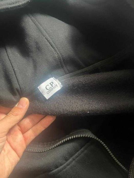 Слуичер c.p company перфектно състояние