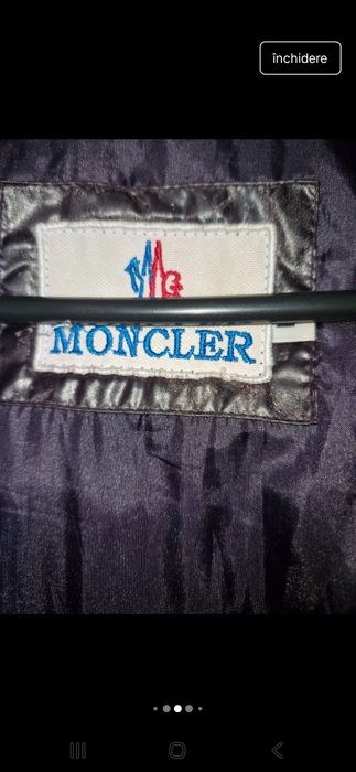 Geaca lucioasă Moncler