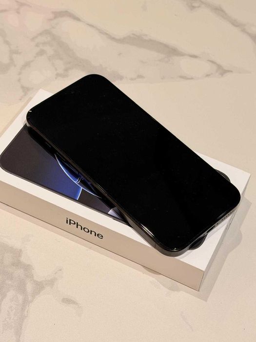 iPhone 16 Pro Max 256 Black ca nou, in garantie