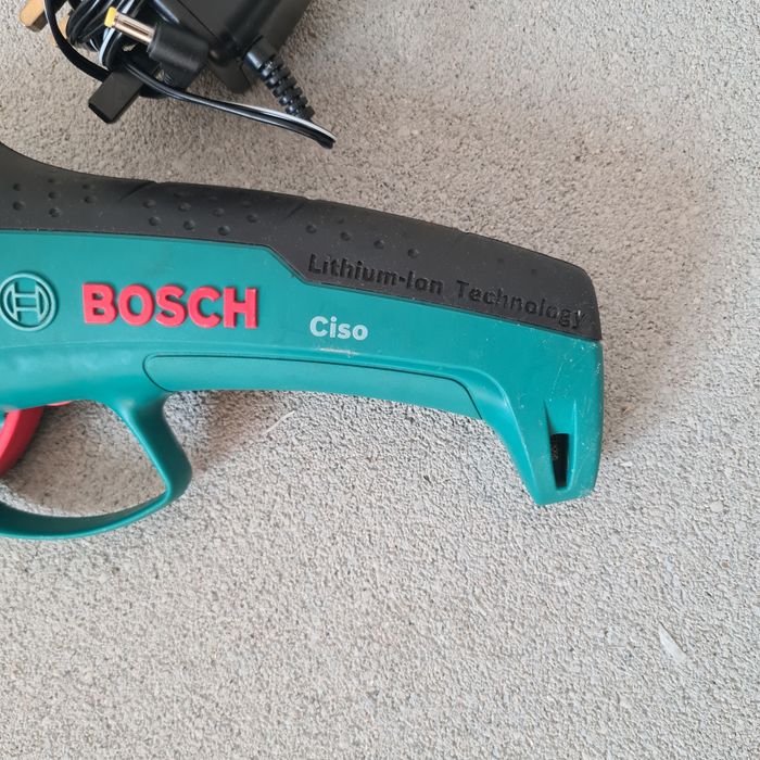 Foarfeca vie și pomi Bosch Ciso