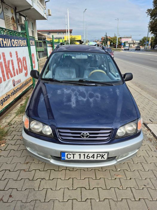 Тойота Пикник 2,0 бензин