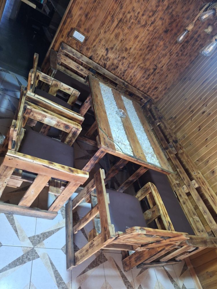 Продам стол со стульями