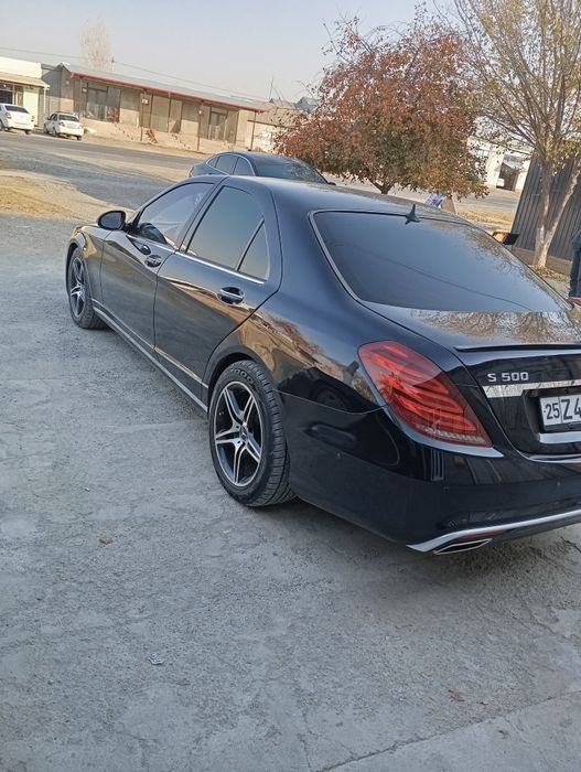 Мерседес 220-222 сотилади