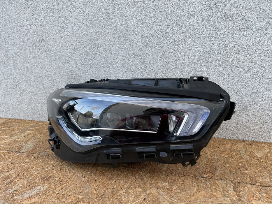 Far dreapta Mercedes CLA W118 Full LED MULTIBEAM Original Europa
