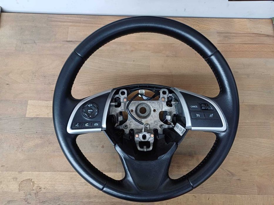 Волан Mitsubishi Outlander 2014