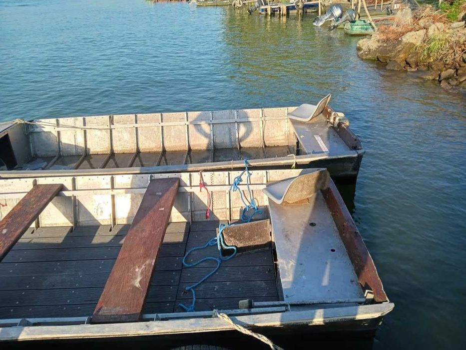 vand 2x barca aluminu