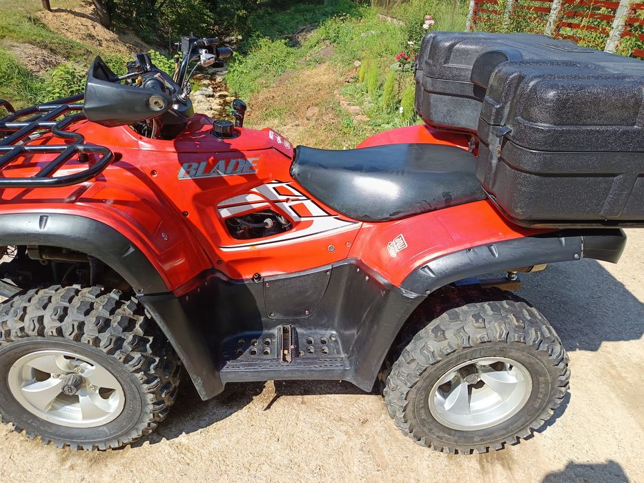 Vând ATV TGB 425