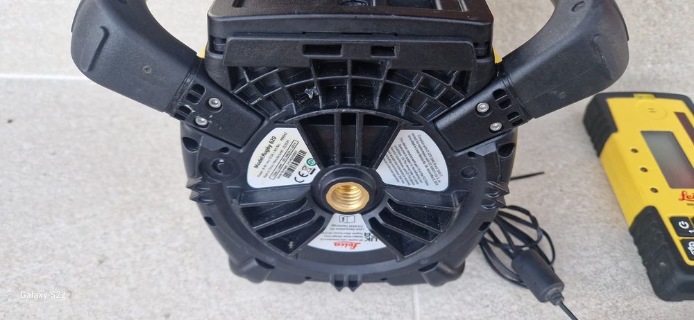 Leica nivela laser rotativa