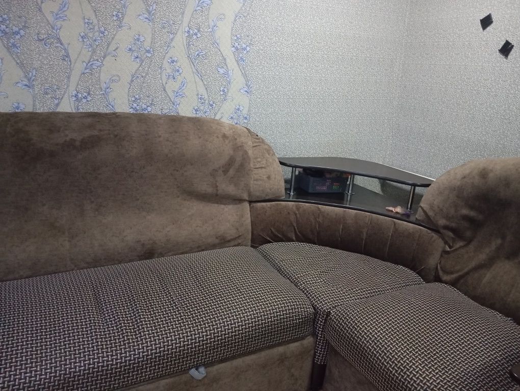 Диван угловой с креслом
