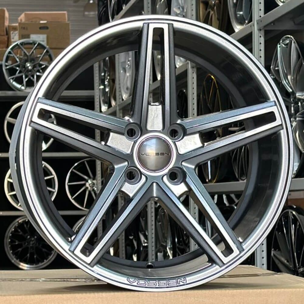 VOSSEN CV5 R18 5Х114.3
