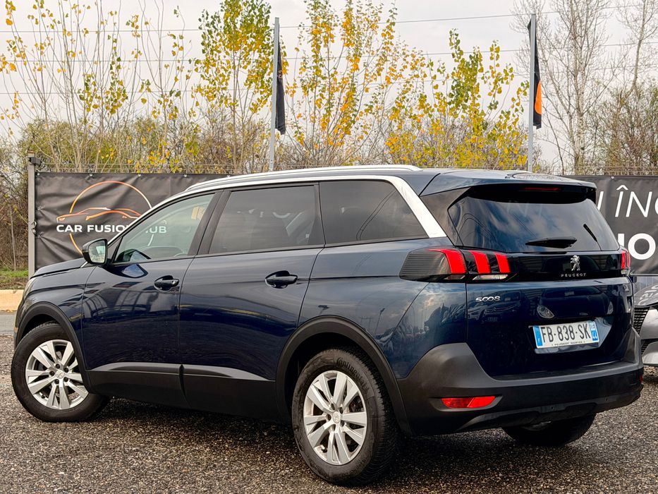Vindem Peugeot 5008 Automat 7 Locuri Garantie 1 an de zile !