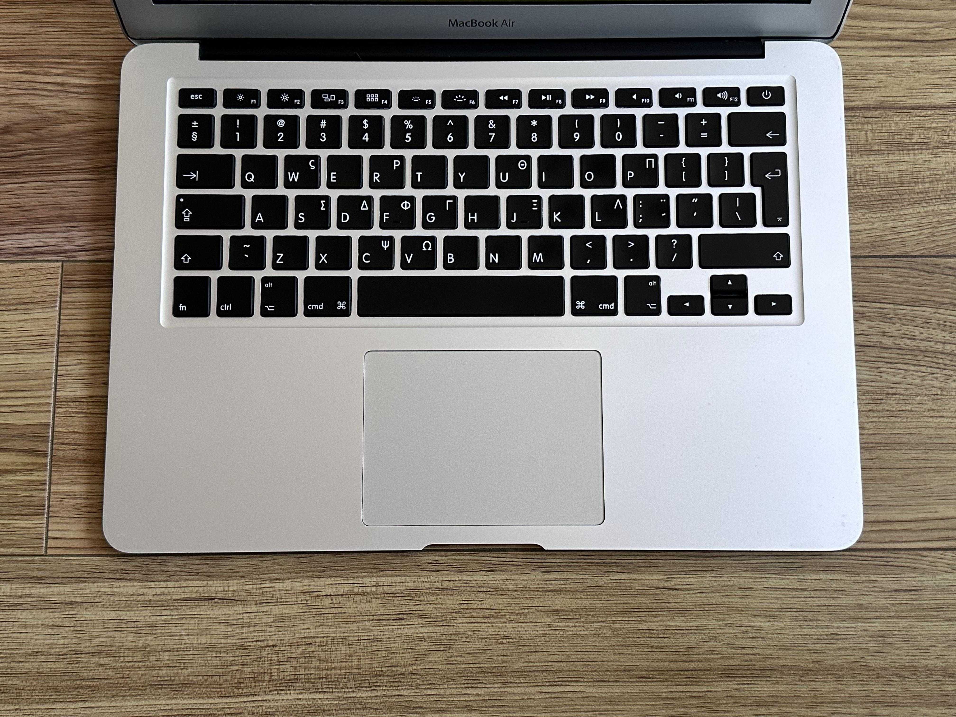 MacBook Air 13 2014`Core i5/4GB RAM/128GB SSD