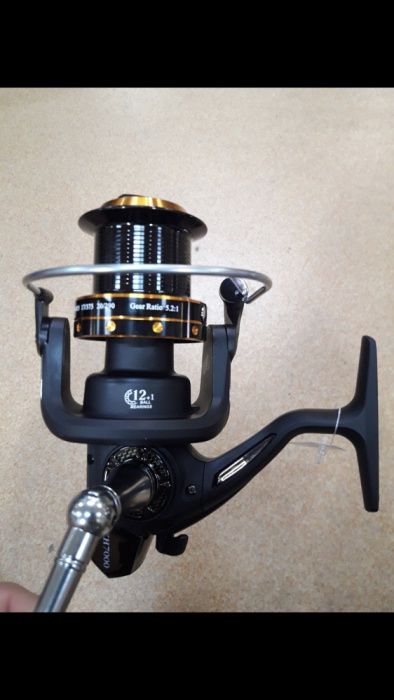 Vând 4 muliete EastShark HK 7000