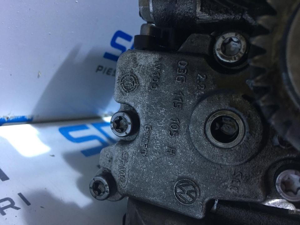 Pompa Ulei cu Balansoare Audi A3 8P 2.0TDI CBAA CBAB CBBB CFFA 2003-2012 Cod 03L103537 03L103535