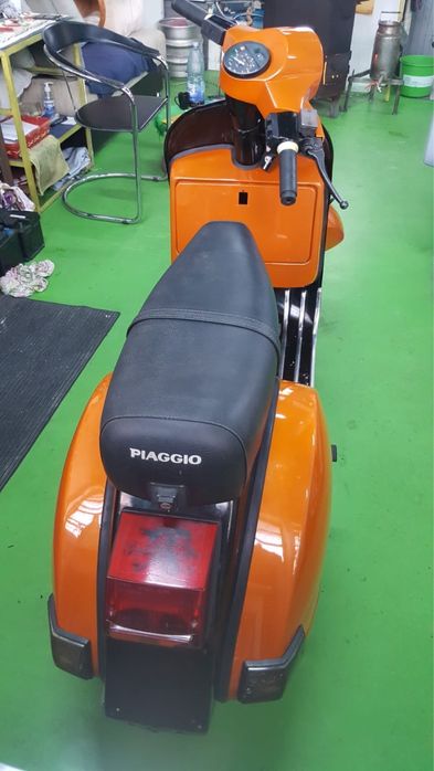 Piaggio Vespa PX125