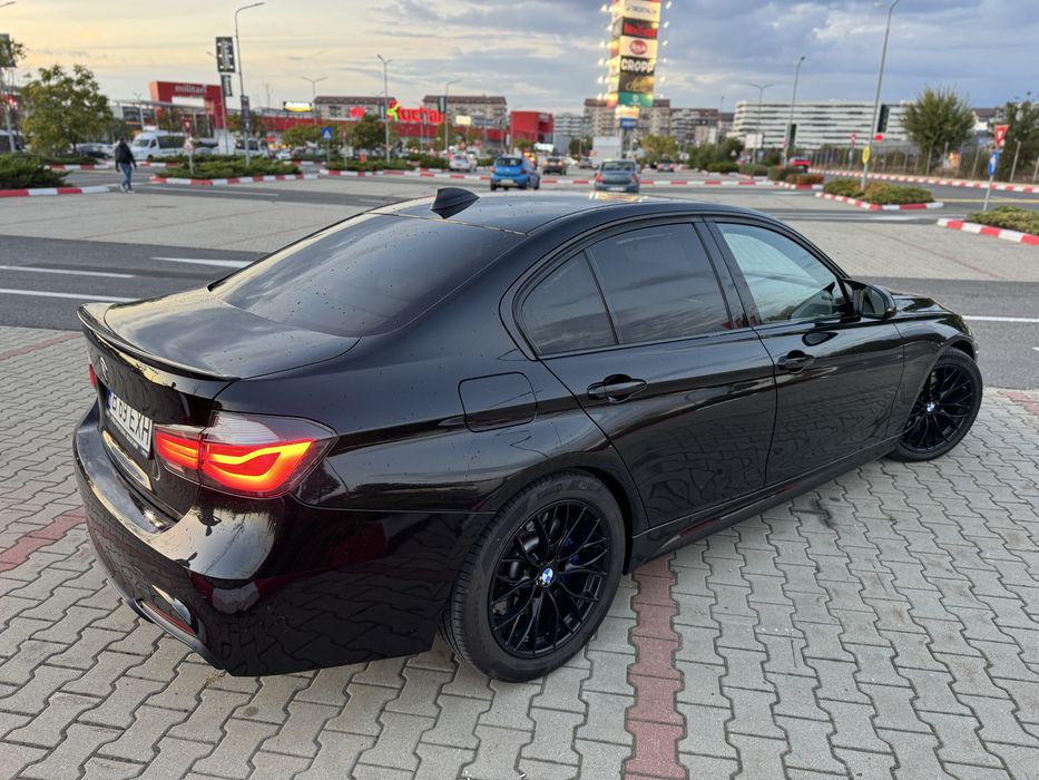 BMW F30 335D xDrive • Interior Individual • 3 butoane • LED Adaptive