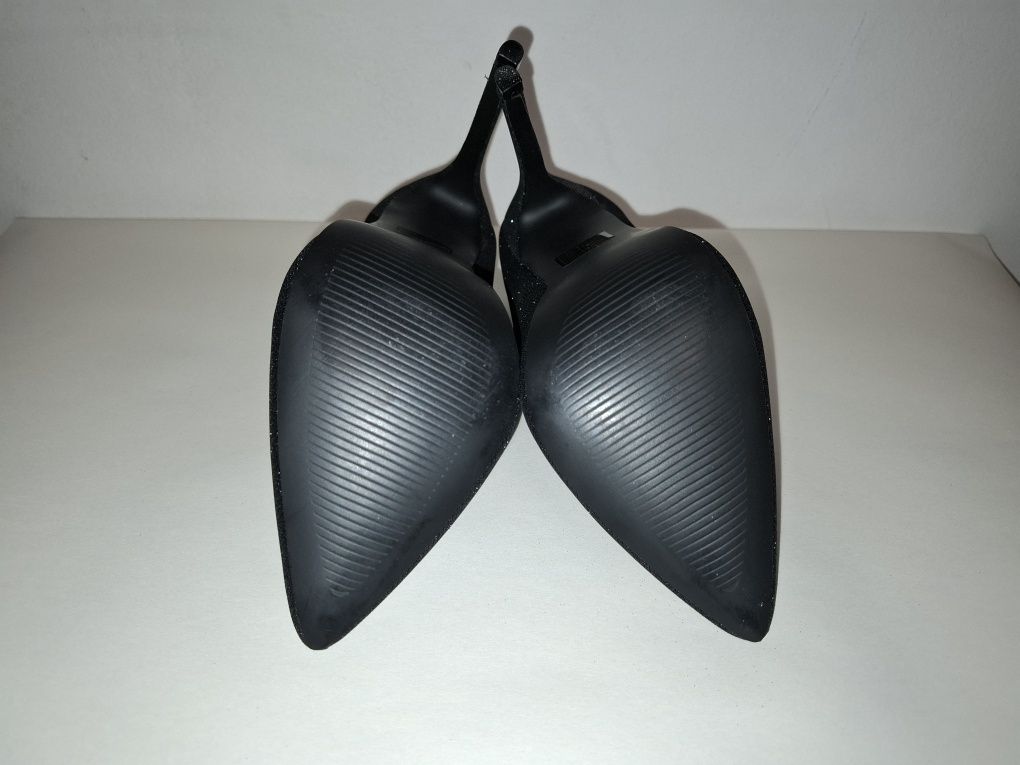 Pantofi Negri Toc