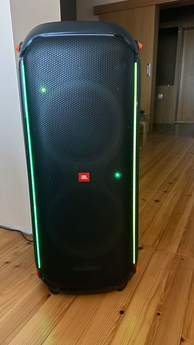 Аудио система JBL Partybox 710, 800W - с гаранция до юни 2026